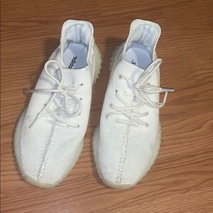 adidas Yeezy Boost 350 V2 Triple White Used  9.5